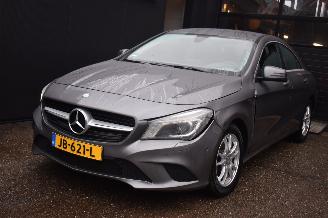 Damaged car Mercedes Cla-klasse 200 D Ambition 136Pk *Navi/Clima 2016/2