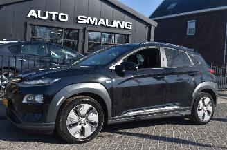 škoda osobní automobily Hyundai Kona 64Kwh Premium 204Pk SOH 100% 3FASE *Navi/Clima/Camera/Leder 2020/12