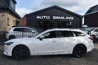 Voiture accidenté Mazda 6 2.2D Skyactiv-D 150Pk  Skylease GT *Navi/Clima/Leder/Stoelverwarming 2015/9