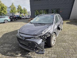 Toyota Corolla 1.8 HYBR picture 7