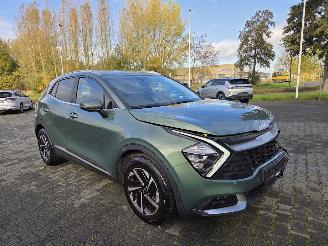 Damaged car Kia Sportage 117kw HYBR -  AUTOM / CAMERA / NAVI / STOELVERW / 23 DKM 2025/8
