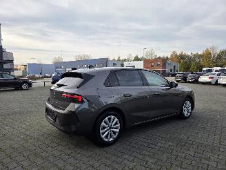 Opel Astra 1.2 81KW / CAMERA/ STUUR &STOELVERW picture 11