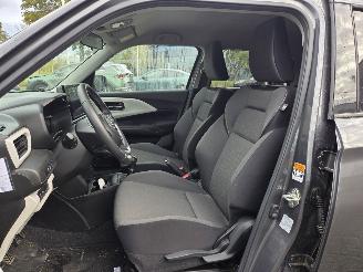 Suzuki Swift Hybr / CAMERA / NAVI / ECC/ 8800.KM picture 18