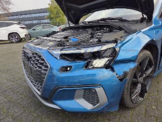 Audi A3 2.0 TDi 110KW / S-LINE / B&O / CAMERA / HEAD UPP picture 9