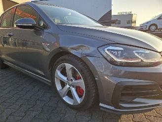 Volkswagen Golf PERFORMANCE /PANO /AUTOM picture 8