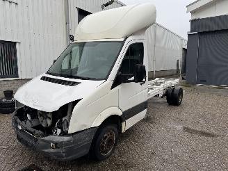 skadebil bedrijf Volkswagen Crafter 35 2.0 TDI L3H2 2014/8