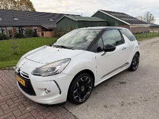 Schadeauto Citroën DS3 1.6 VTI | AUTOMAAT | CAMERA | LEER | NAVI | CLIMA | NL-AUTO 2014/11
