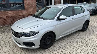 Damaged car Fiat Tipo  2017/3