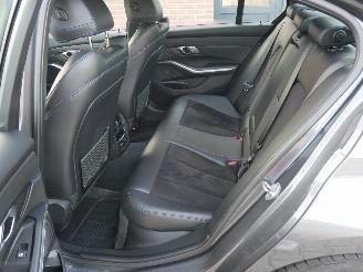 BMW 3-serie 320 i M-SPORT HEAD UP ALCANTARA LED picture 19