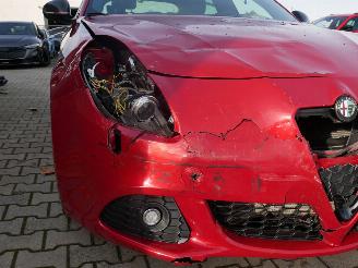 Alfa Romeo Giulietta QUADRIFOGLIO VERDE BI-XENON picture 7