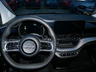 Fiat 500E ICON picture 9