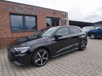 krockskadad bil auto Audi A3 S-LINE ACC HALF LEER LED 2023/11