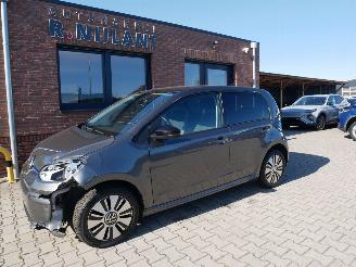 damaged passenger cars Volkswagen Up! E-up! STYLE 2022/12