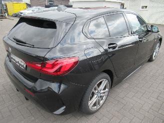 Coche accidentado BMW 1-serie 116i M-Sport 18.000km Live-Cockpit  Climatronic  Navi  HalfLeer  Panorama/SchuifDak  Led..... 2021/11