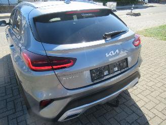 Kia Xceed 1.0T 120Pk 22.000km!! Climatronic Halfleer Navi Camera Keyless-Go ..... picture 2