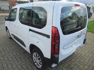 Citroën Berlingo 1.5BlueHdi 100 5-Zits  Airco  Navi  CruiseControl  2xSchuifdeur 20.200KM!! picture 3