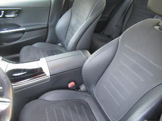 Mercedes C-klasse C300 T Aut. MildHybrid  AMG-LINE NightPack HalfLeer Pano Navi Camera Memory-Stoel StoelVerwarming..... picture 18