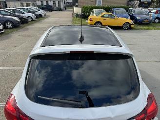 Opel Corsa 1.0 Turbo Black Roof Edition picture 14