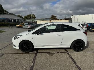 Opel Corsa 1.0 Turbo Black Roof Edition picture 18