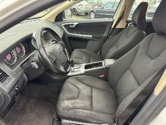 Volvo Xc-60 2.0 T Kinetic picture 5