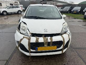 Peugeot 107 1.0 Blue Lease picture 9