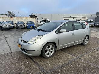 škoda osobní automobily Toyota Prius 1.5 VVT-i  Hybride 2004/7