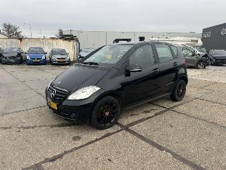 skadebil auto Mercedes A-klasse 170 2008/9