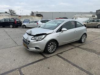 Coche accidentado Opel Corsa 1.4 Cosmo 2015/3