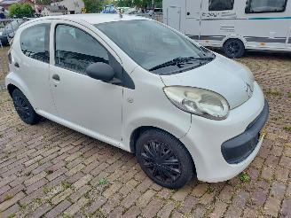 Voiture accidenté Citroën C1 5 deurs 2008/12