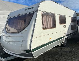 skadebil caravan Chateau  Caratt 490 Stapelbed+ Mover+Rondzit 2004/4