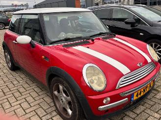 krockskadad bil auto Mini Cooper Pepper 1.6 + Apk 2004/2