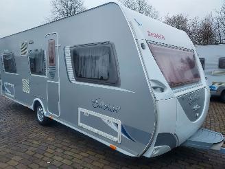 krockskadad bil caravan Dethleffs  Beduin Emotion 595 S Frans bed+Rondzit 2006/4