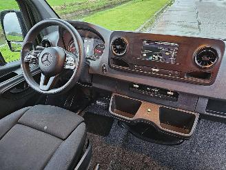 Mercedes Sprinter 211 picture 8