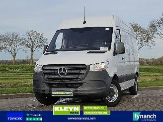 krockskadad bil auto Mercedes Sprinter 314 2018/7