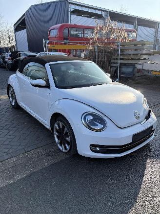 Vaurioauto  passenger cars Volkswagen Beetle  2015/7