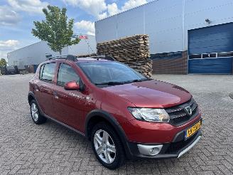 Damaged car Dacia Sandero 0.9 TCe Stepway 2016/7