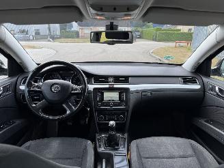 Skoda Superb 1.6 TDI 77Kw  Clima - Navi - Euro6 picture 14