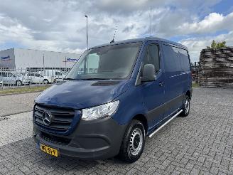krockskadad bil bedrijf Mercedes Sprinter 311 CDI Automaat  NAVI Euro6 2020/3