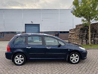 Peugeot 308 SW 1.6 HDi 80Kw AIRCO picture 5