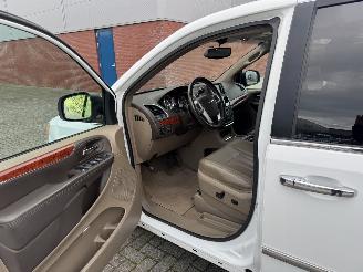 Chrysler Town & Country 3.6 V6 Navi - Clima picture 8