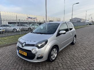 Coche accidentado Renault Twingo 1.2 16V Collection AIRCO 2013/1
