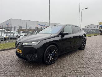 skadebil auto BMW iX xDrive50 M-Sport 385Kw 2023/7