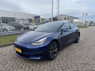 škoda osobní automobily Tesla Model 3  2019/6