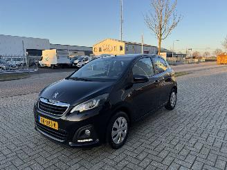 skadebil auto Peugeot 108 1.0 53kw AIRCO 2018/6