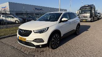 Auto incidentate Opel Grandland X 1.6 Plug-In Hybrid 2021/4