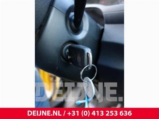 Volkswagen Caddy Caddy III (2KA,2KH,2CA,2CH), Van, 2004 / 2015 2.0 Ecofuel picture 24