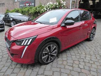 krockskadad bil auto Peugeot 208 GT 2023/3