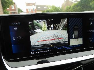 Peugeot 208 GT picture 22