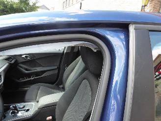 BMW 1-serie 116i Advantage picture 8