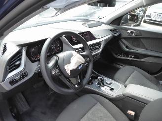 BMW 1-serie 116i Advantage picture 10